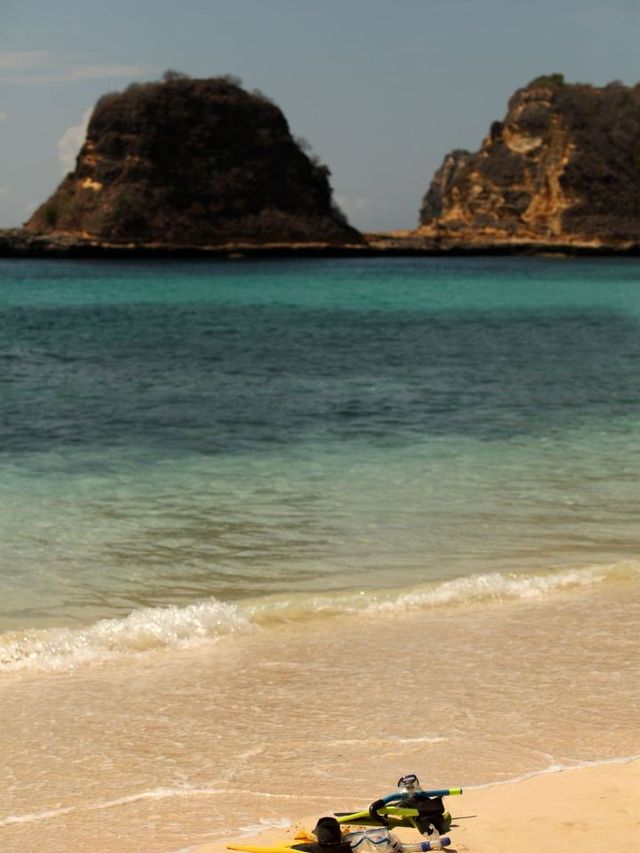 🌴🏖️ Lombok's Hidden Gem: Beach Camp Bliss 🏝️✨