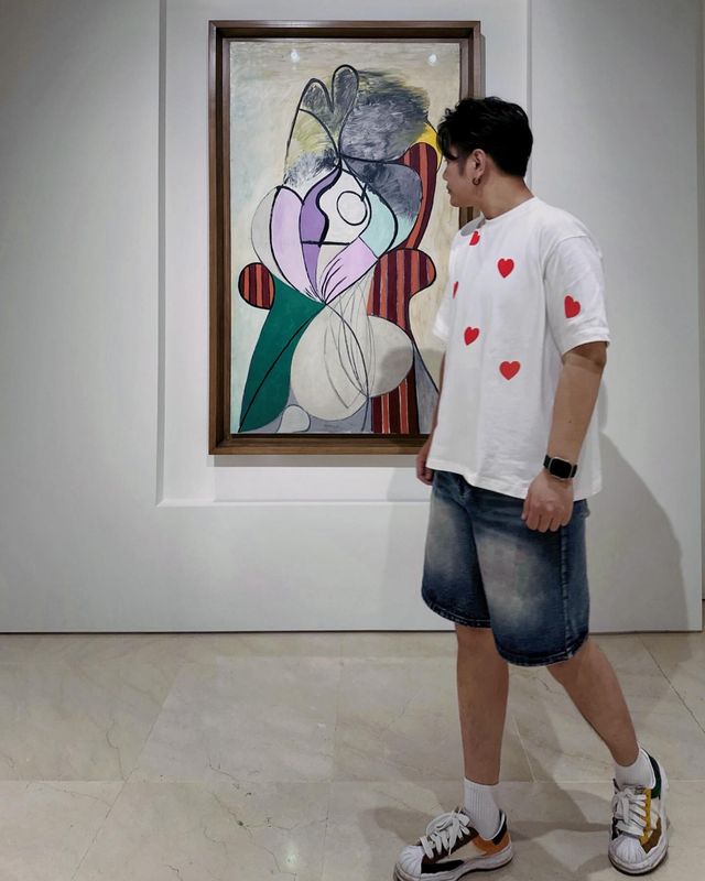 白夜的畢加索博物館（Picasso Museum）