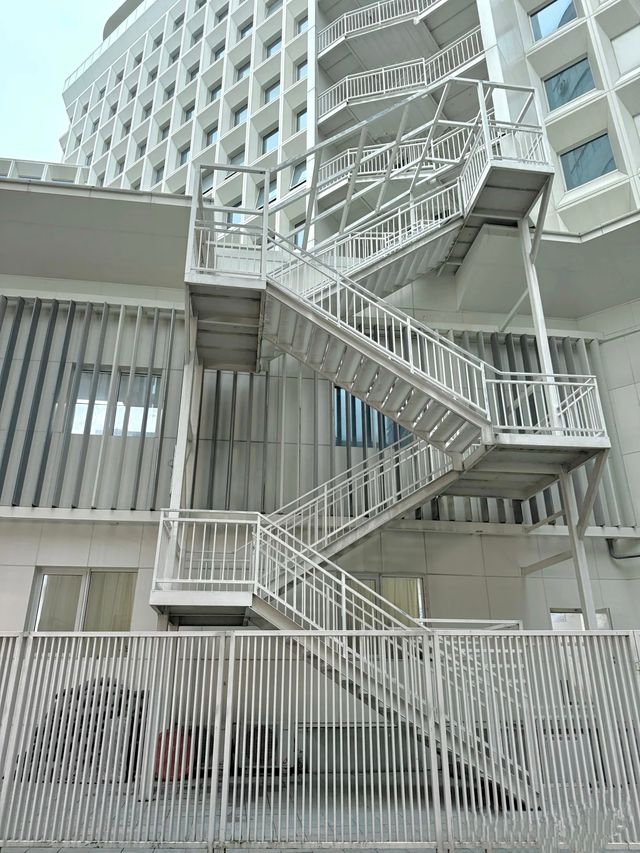 西安藏在老城區街道裡的電影感氛圍感。