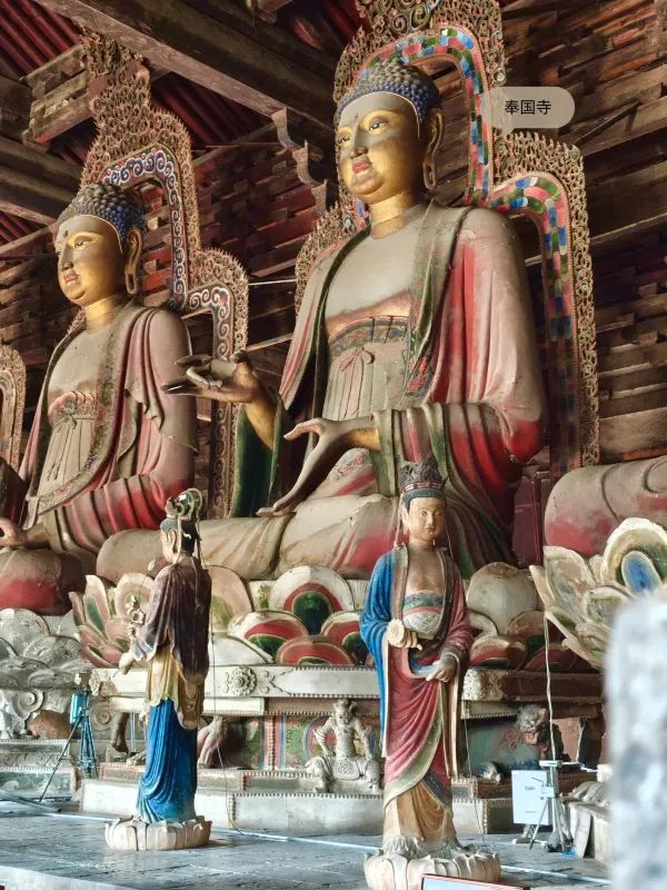 理解王家卫，被奉國寺千年巨佛震撼到失語‼️