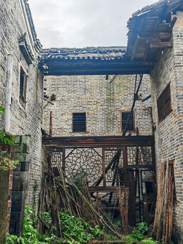 湖南資興中田村遇公大院