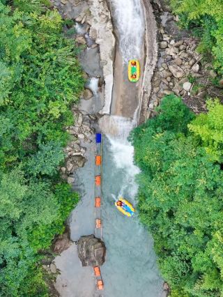Rowing Enthusiast's Holiday｜Glass Water Rafting Near Chengdu: Escape the Crowds