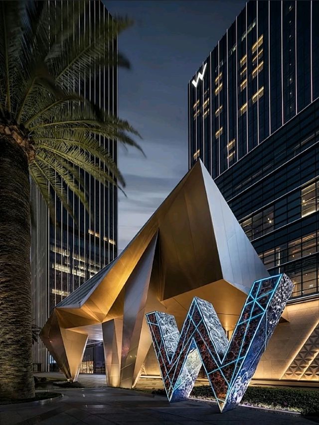 W Hong Kong | First Experience at the W Hotel Hong Kong 🌃