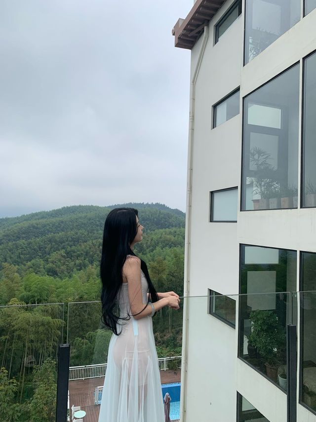 安吉隨遇｜躺平喺360°環山泳池靚宿