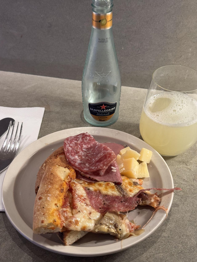 連炫三頓！國泰玉衡堂直接吃回本攻略🍕🍸🍜 