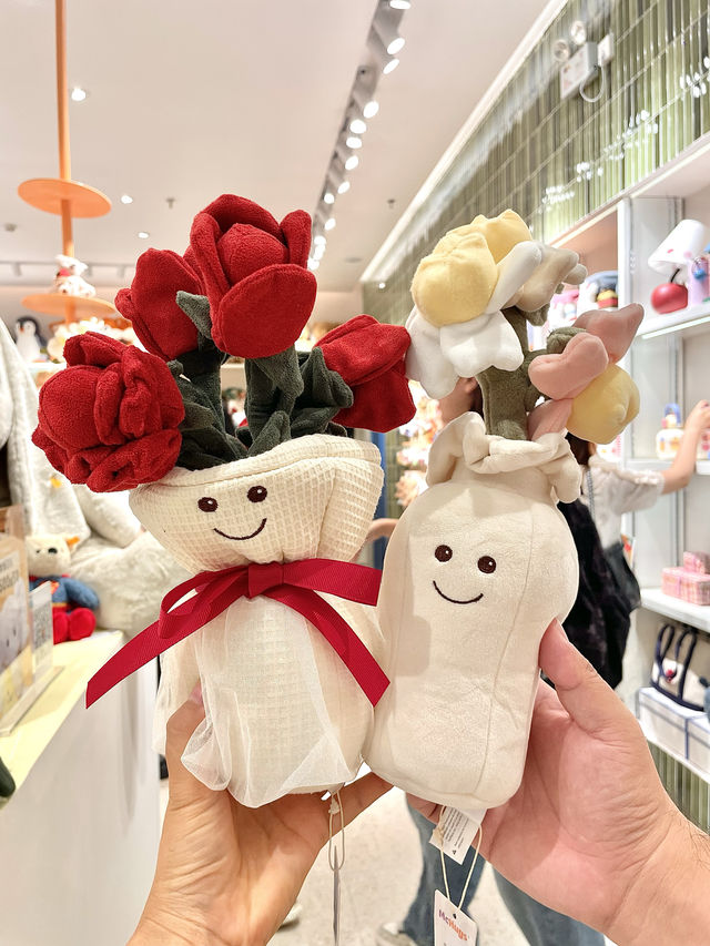 海口新開嘅！！毛公仔合集店，真係好好行