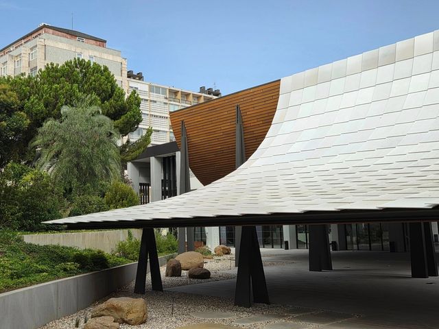 Review of the New Gulbenkian Exhibit