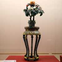 Legacy in Enamel – Robert Chang’s Cloisonné Gift at Shanghai Museum ✨🖌️