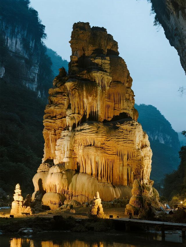 貴州畢節織金洞!帶娃探秘阿凡達地下奇幻世界 貴州畢節織金洞!帶娃探秘阿凡達地下奇幻世界