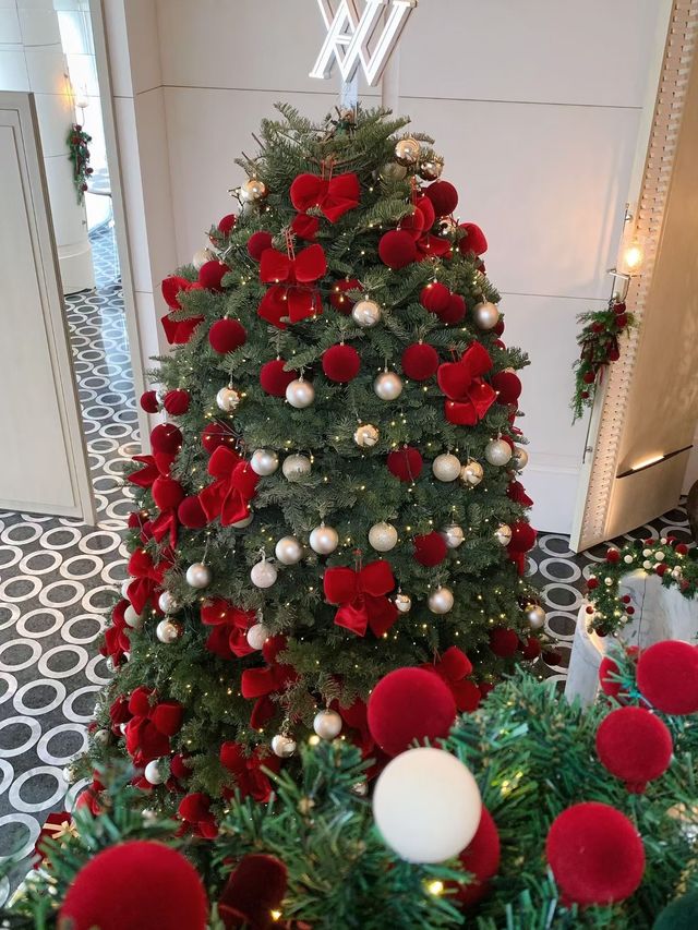 聖誕拍照,前灘華爾道夫紅絲絨聖誕樹 聖誕拍照,前灘華爾道夫紅絲絨聖誕樹