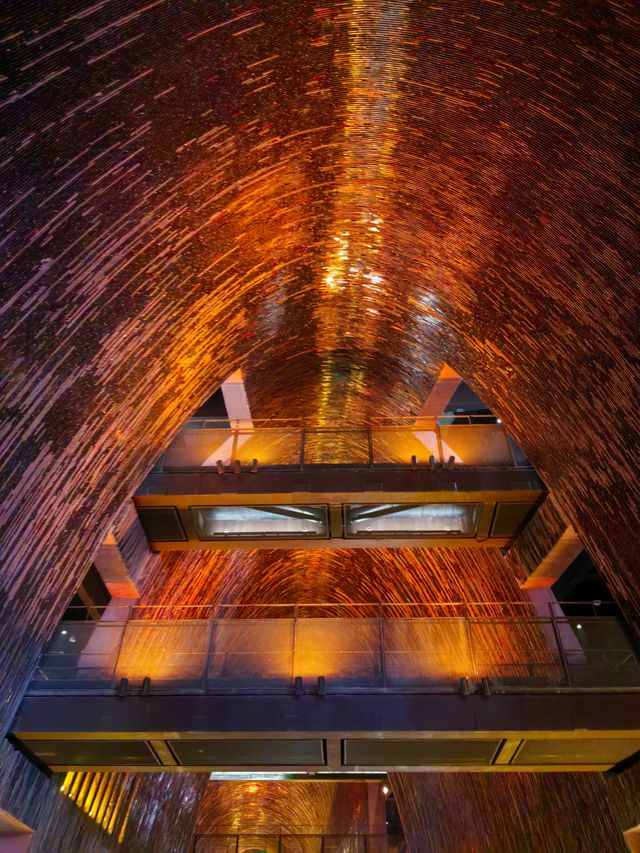 晚上的陶溪川還是挺好看