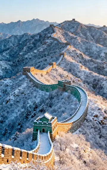 Замерзшие тысячи миль, Великая стена пробуждается в снегу