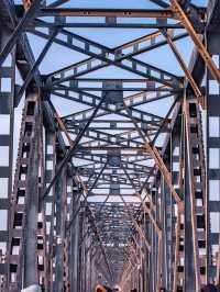 震撼！冰凍期松花江美成天然滑雪場，日落+摩天輪絕了！