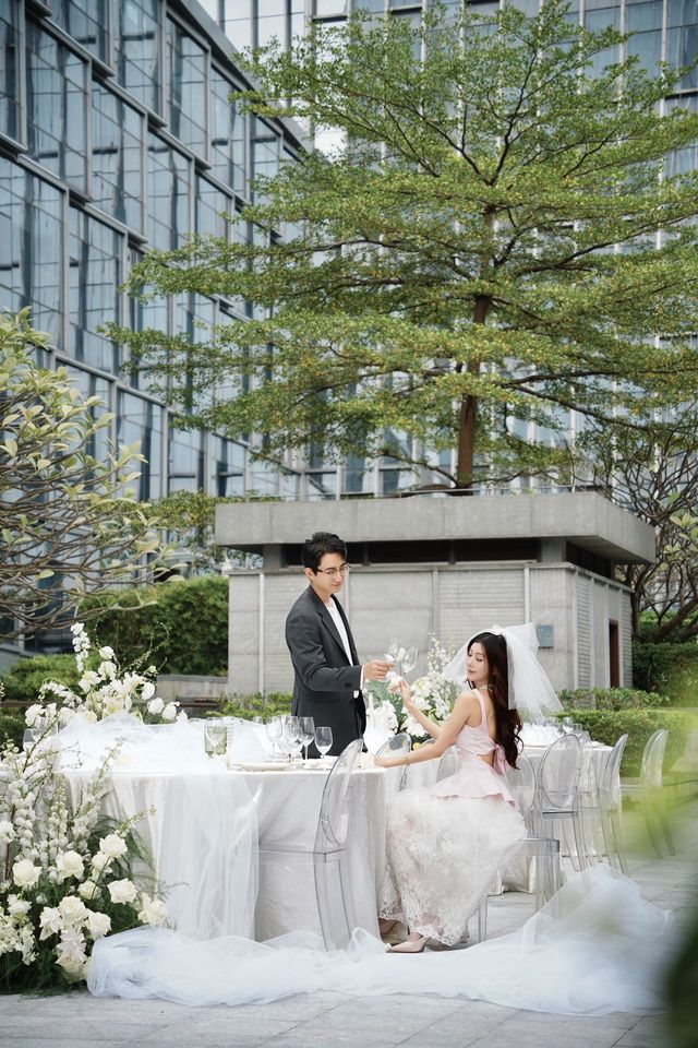 我在現實裡租借了一天,短暫地成為夢中婚禮的主角 我在現實裡租借了一天,短暫地成為夢中婚禮的主角