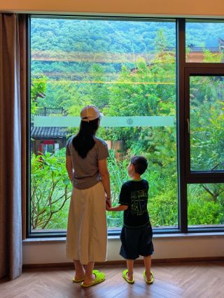 Xi'an Family Summer Retreat: Stay in the Qinling Mountains' Natural Oxygen Bar