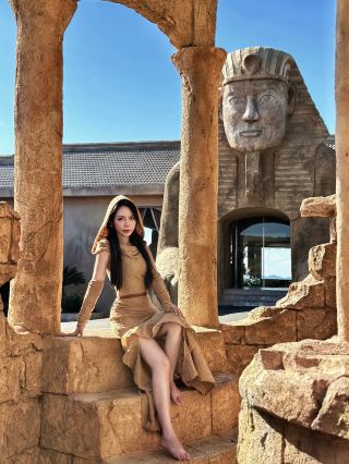 Not in Egypt! Accidentally stumbled into the “Pharaoh’s secret realm” in Wuxi and captured a post-apocalyptic vibe!