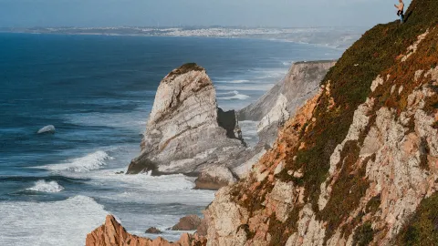 ポルトガルのロカ岬、「陸はここで終わり、海はここから始まる」 — traveler post in リスボン