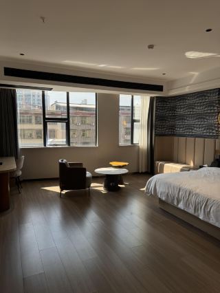 Linwu Xinchao Technology Hotel คือที่สุด! (yyds) 🏨