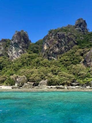 Why Fiji 🇫🇯 Should Be on Your Travel Bucket List!