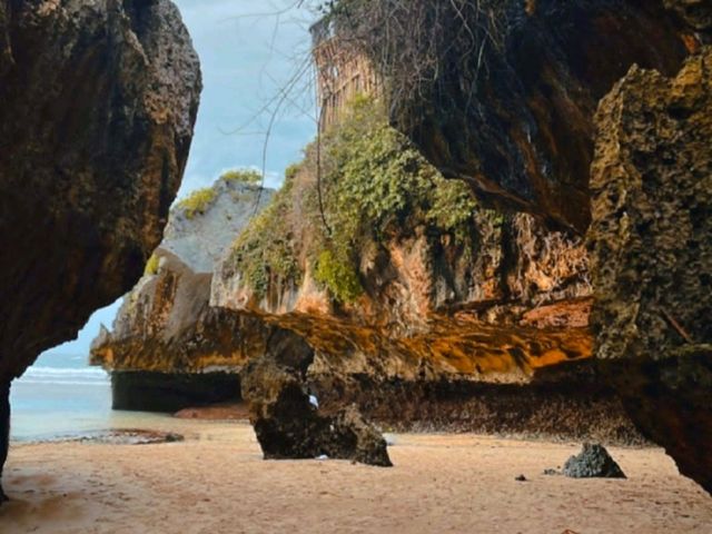 Beautiful Suluban Beach in Bali