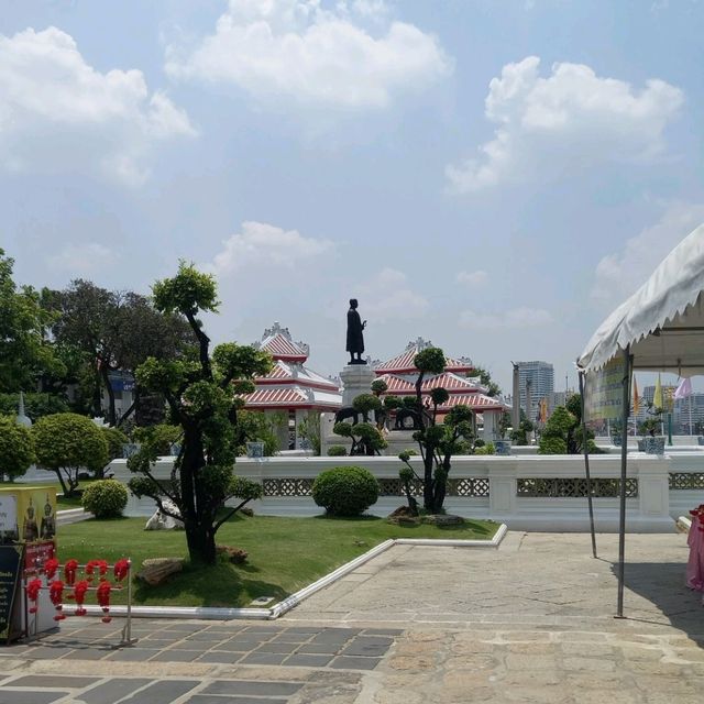 วัดอรุณราชวรารามราชวรมหาวิหาร