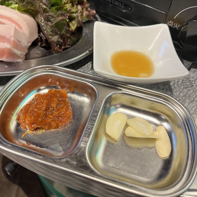 【大阪・東梅田】サムギョプサル食べ放題が2500円から「韓国屋台酒場 韓ラブ 梅田店」
