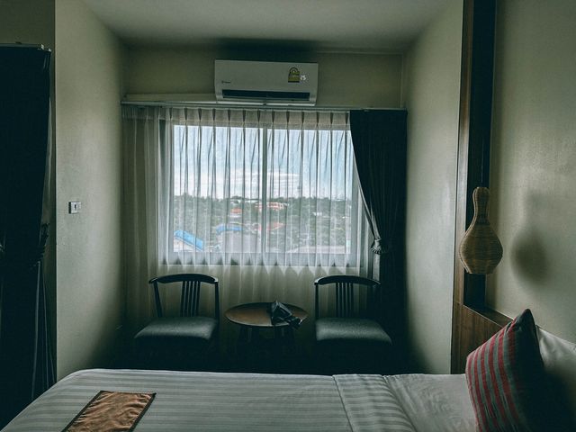 • Pura Nakhon Hotel : โรงแรมปุระนคร 🏩🛋️✨