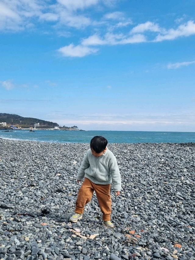 울산 '주전몽돌해변'