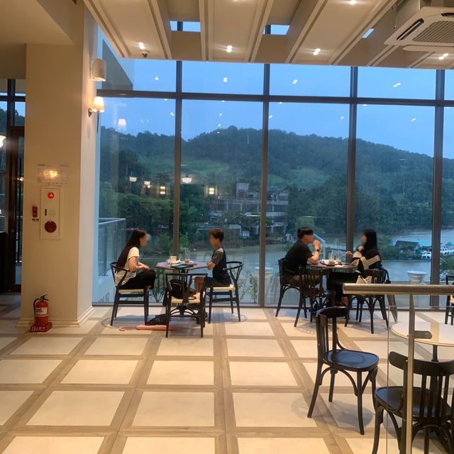 청주 신상 카페🌿 스테이 인터뷰 르투어!