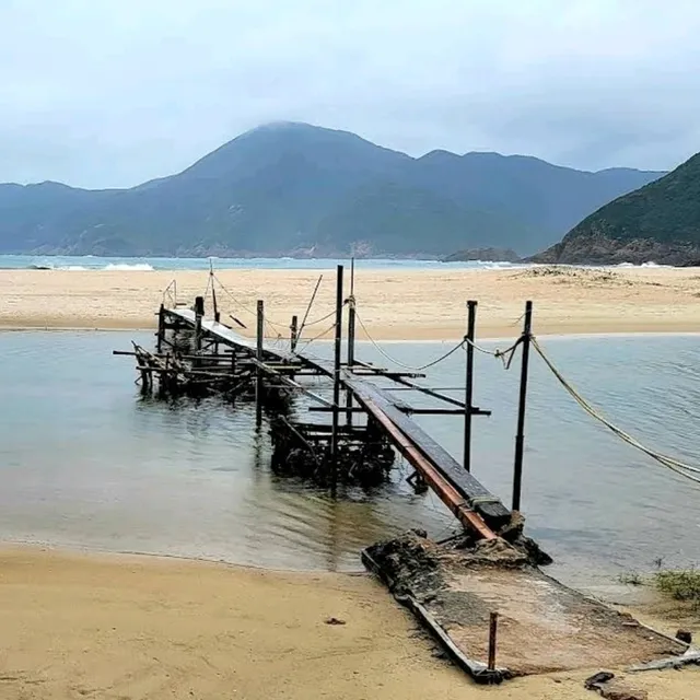 香港最美的靜土鹹田灣水清沙幼,記得去士多整碗餐蛋麵吖
