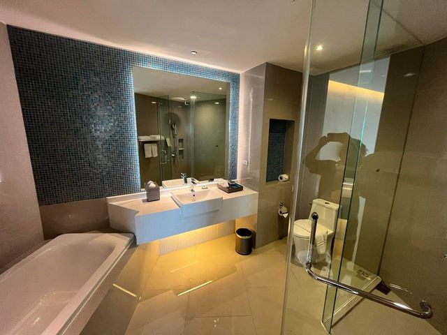 Centra Maris Resort Jomtien - Pet Friendly Hotel 