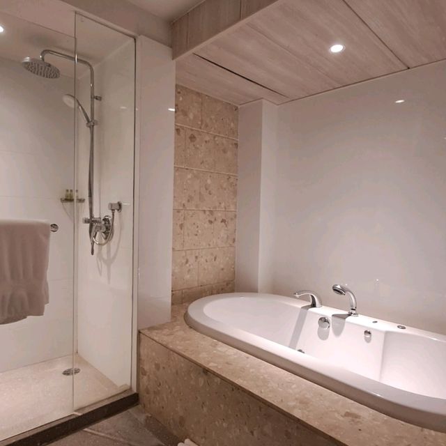 DELUXE SUITE EXPERIENCE @DT PHUKET