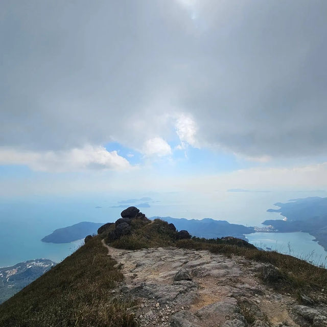 開心行下鳳凰山