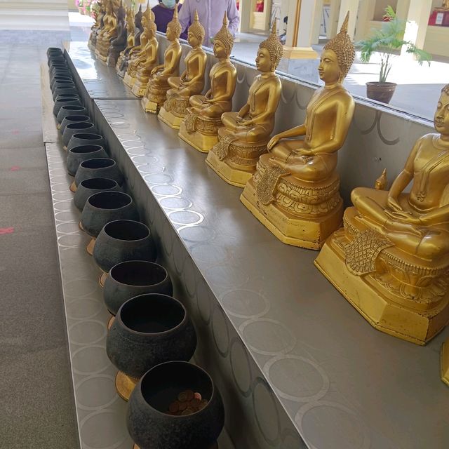 เข้าวัดทำบุญ ไหว้หลวงพ่อโสธร
