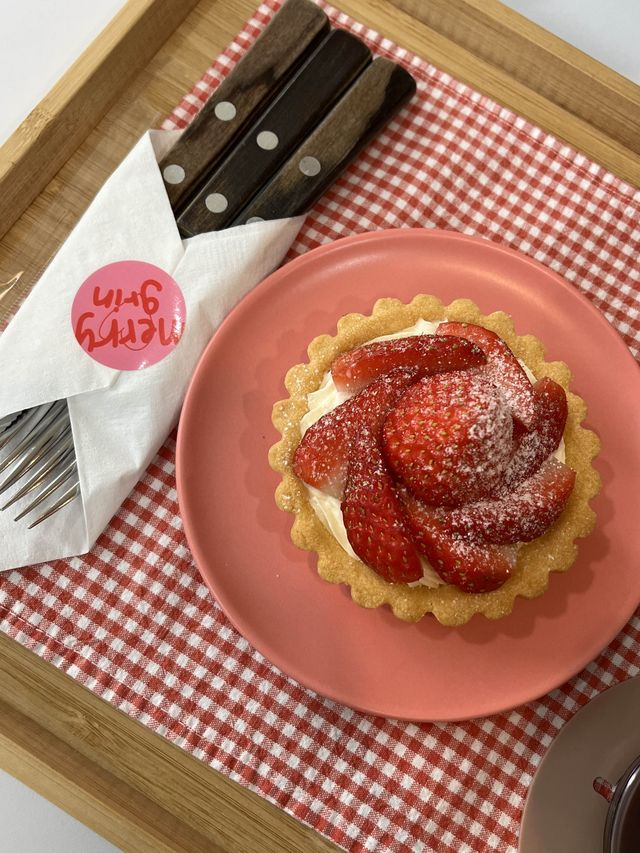 딸기 러버 환장하는 서울 혜화 디저트 맛집, 메리그린🍓🍰