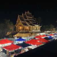 ルアンバパーンの夜の定番スポットLuang Prabang Night Market