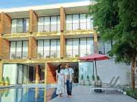 #ที่พักวิวสุดปัง ติดทะเลคลองวาฬ  Lipda Resort 