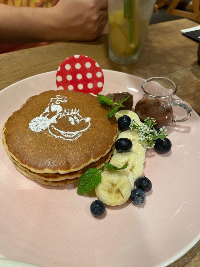 Disney Harvest Market🙈人氣迪士尼餐廳🍴特設主題房間👍🏻精緻打卡食物