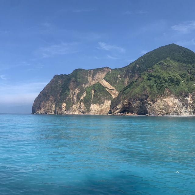 龜山島牛奶海遊艇旅行