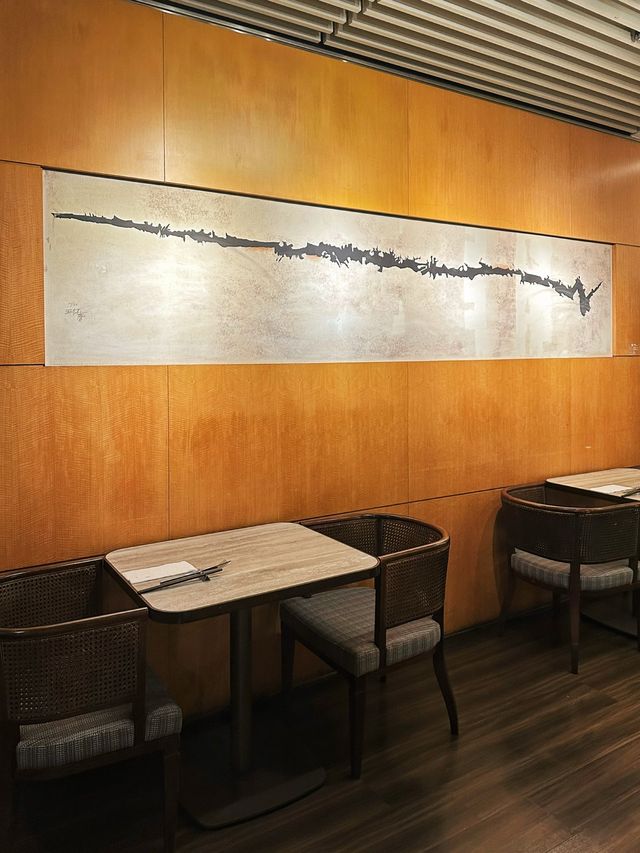 《台北》喜來登飯店內松葉蟹吃到飽 泰國美食節登場-十二廚