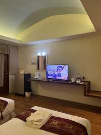 โรงแรมติดแม่น้ำ วิวรถไฟเมืองกาญจนบุรี