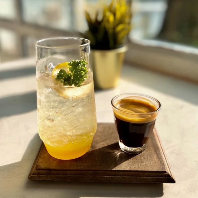 Prang View Café 