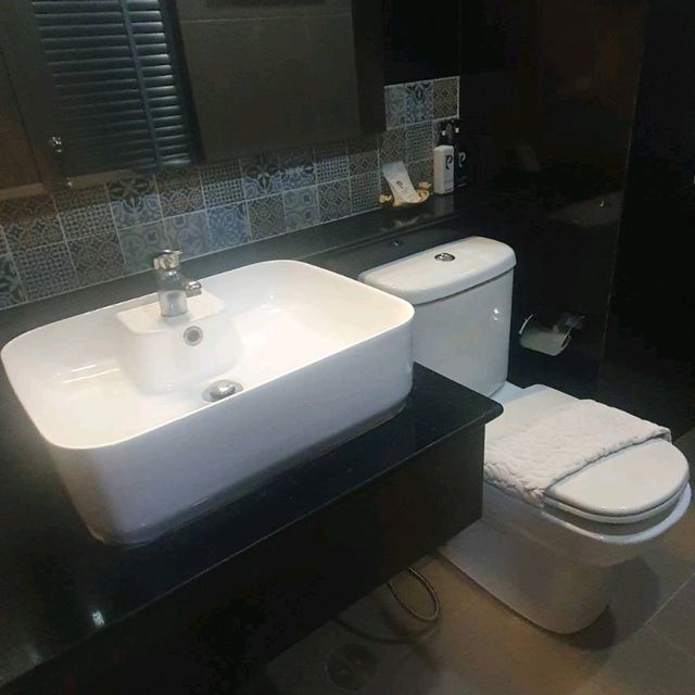 Pura Nakhon Hotel 