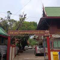 เที่ยวตลาดน้ำกับ BMA Feeder