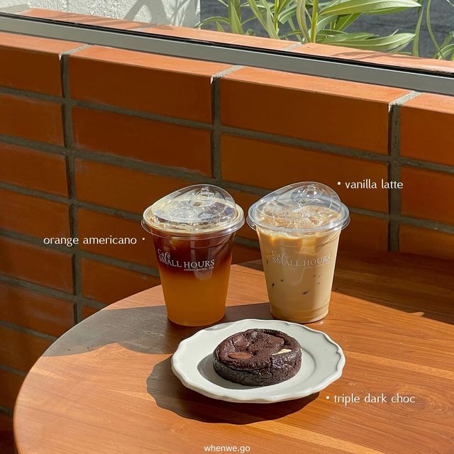 Café smallhours | ลาดพร้าว87 