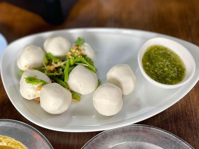 “หมี่ต้นโพธิ์” ร้านดังประจำภูเก็ต