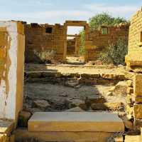 Exploring the Enigmatic Kuldhara Abandoned Village 🌾 
