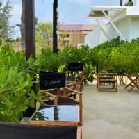 Sea Horadee ซีห์ หรดี คาเฟ่ริมทะเลจันทบุรี