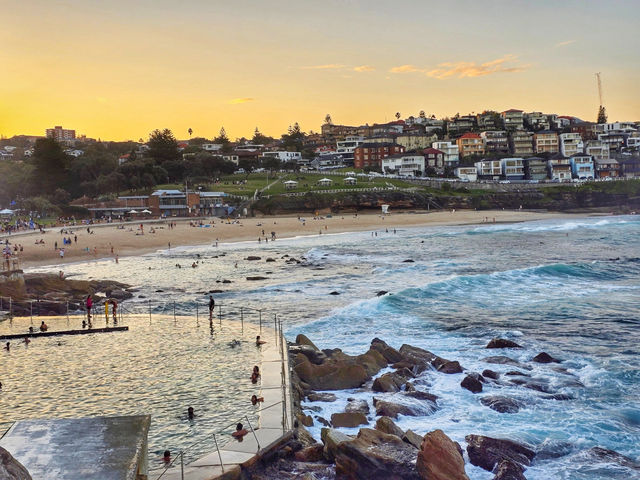 Bronte Beach