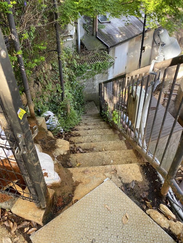 【有馬】この光景すごい「御所泉源」上からと路地側からみてほしい